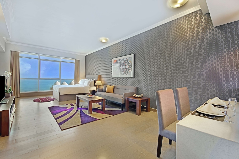 The Curve Hotel — photo 5