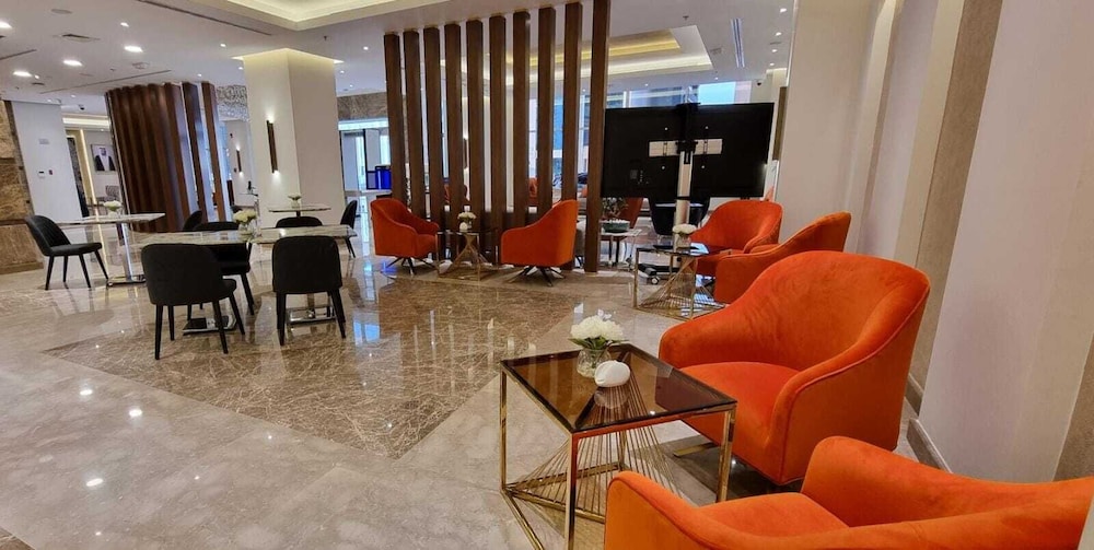 GLORIA HOTEL AND SUITES — photo 2