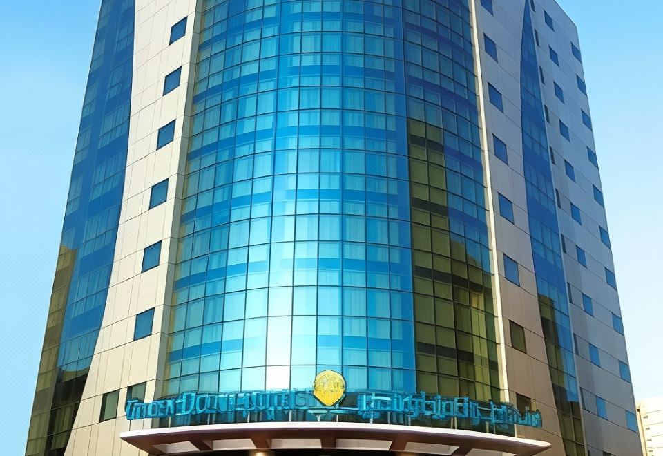 Golden Ocean Hotel