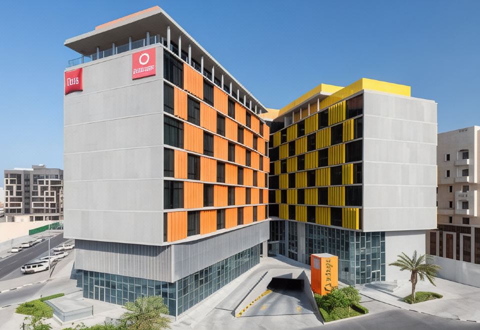 Adagio Doha
